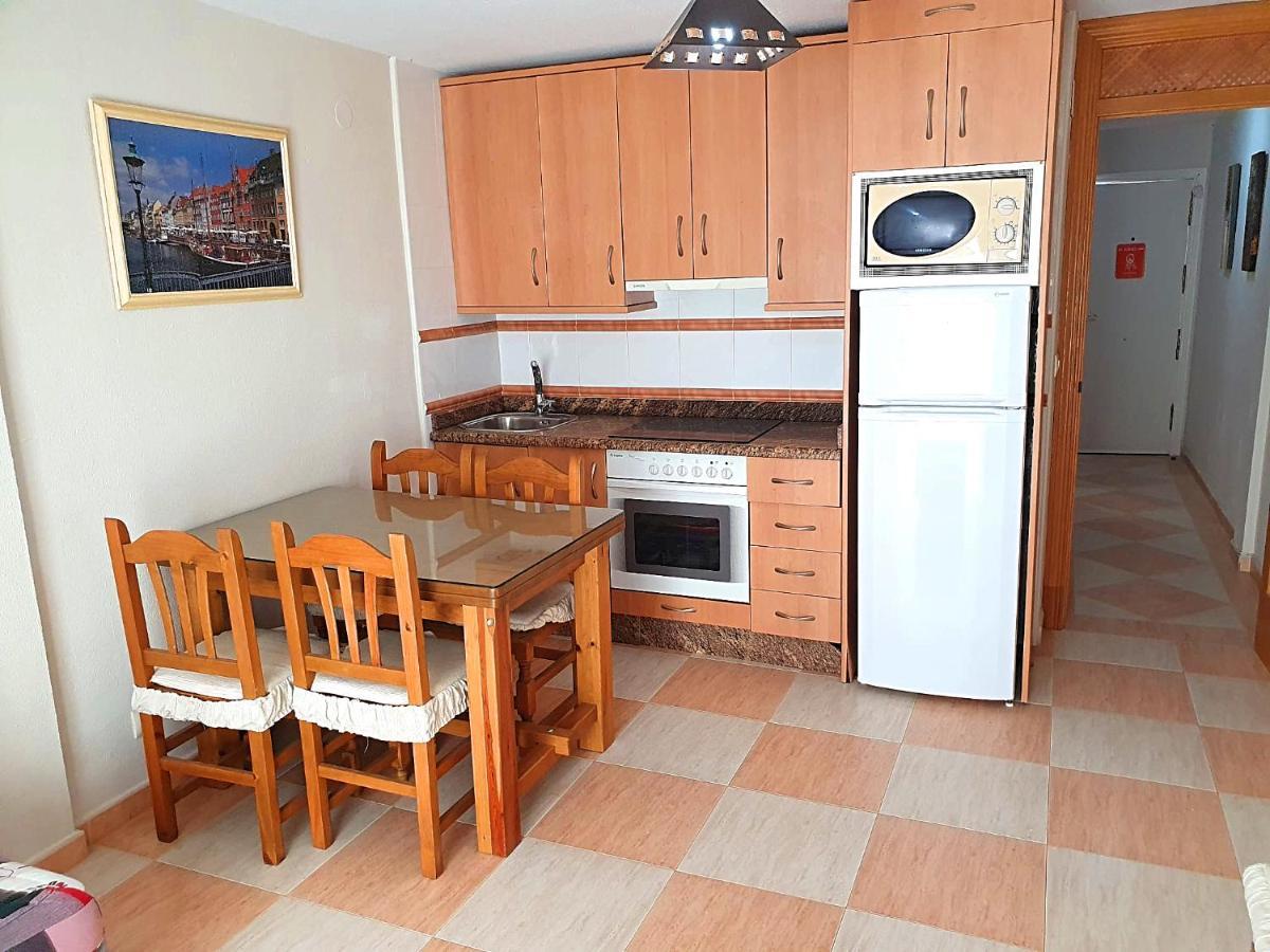 Apartamento Un Dormitorio En Бенидорм Екстериор снимка