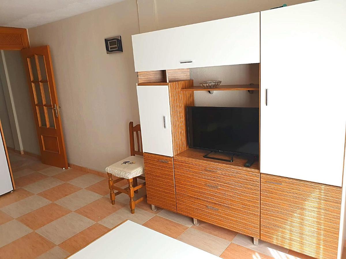 Apartamento Un Dormitorio En Бенидорм Екстериор снимка