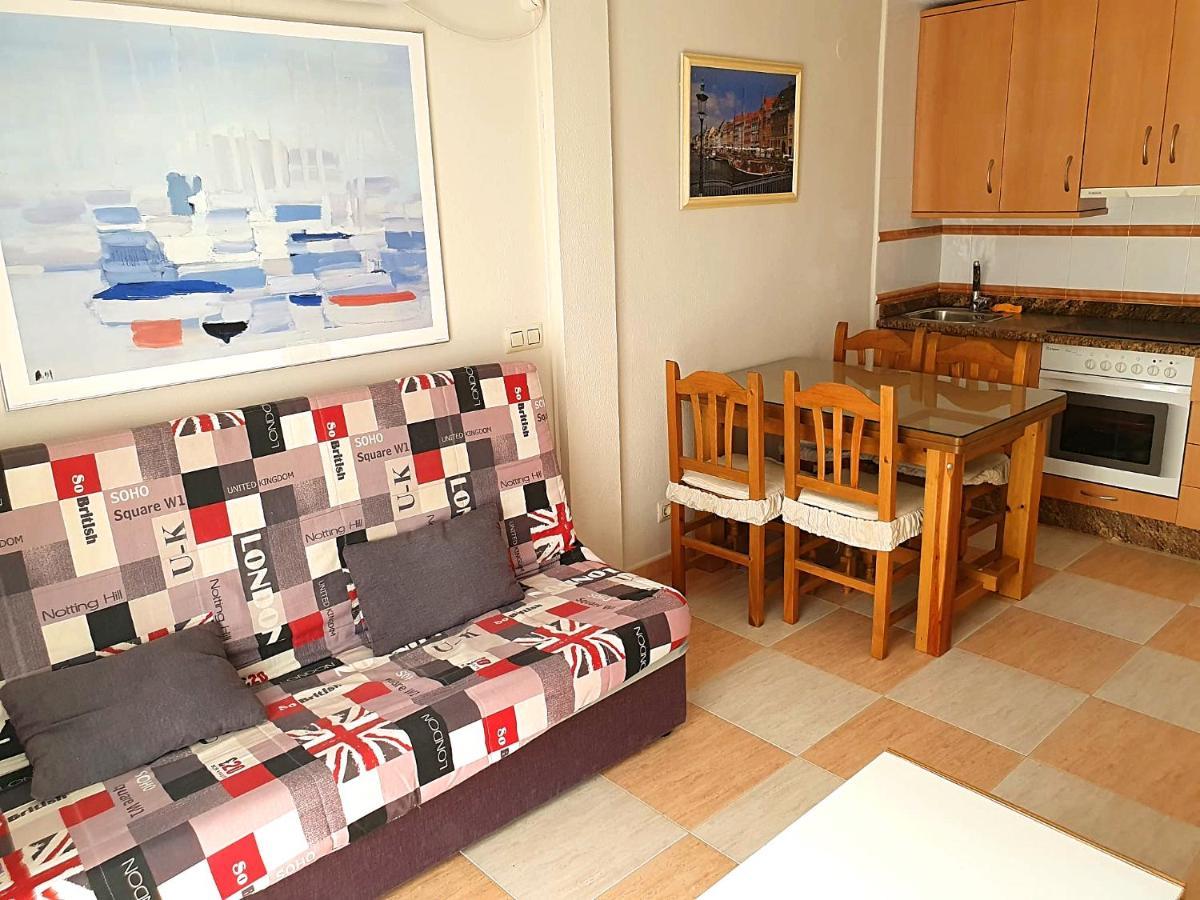 Apartamento Un Dormitorio En Бенидорм Екстериор снимка