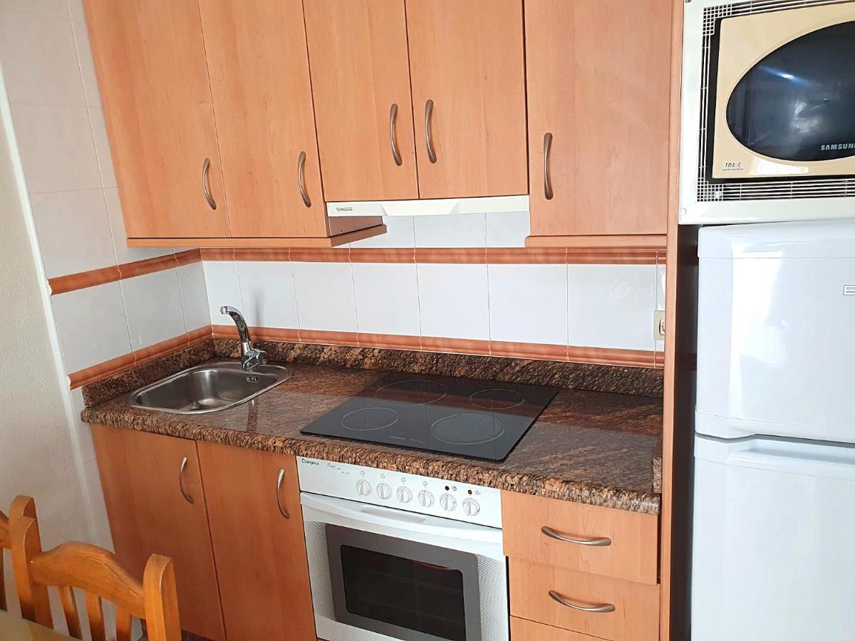 Apartamento Un Dormitorio En Бенидорм Екстериор снимка