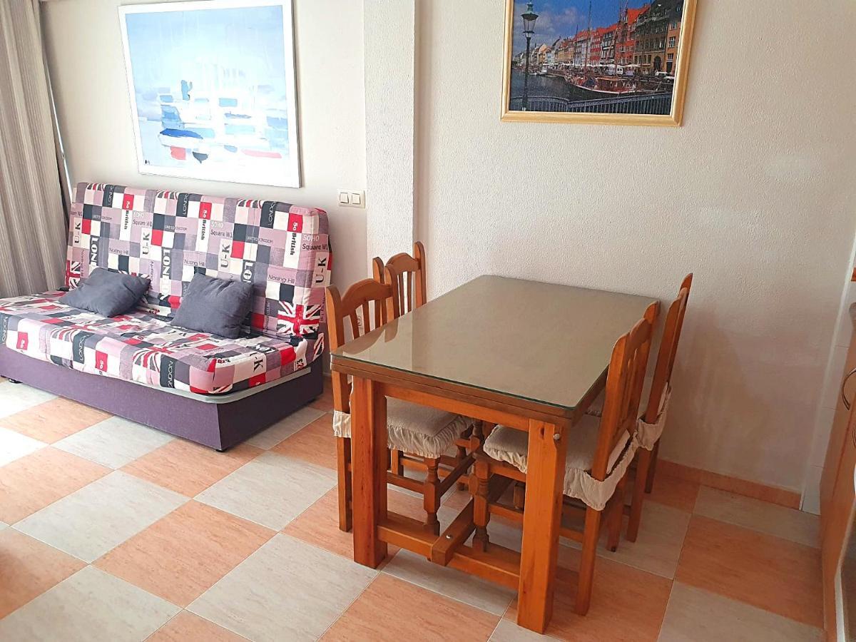 Apartamento Un Dormitorio En Бенидорм Екстериор снимка